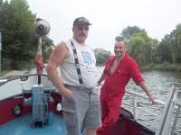 Boat trip 2003: Photo 2 (59 KB)